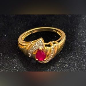Womens 14K Gold Garnet Diamond Ring Size 7.5